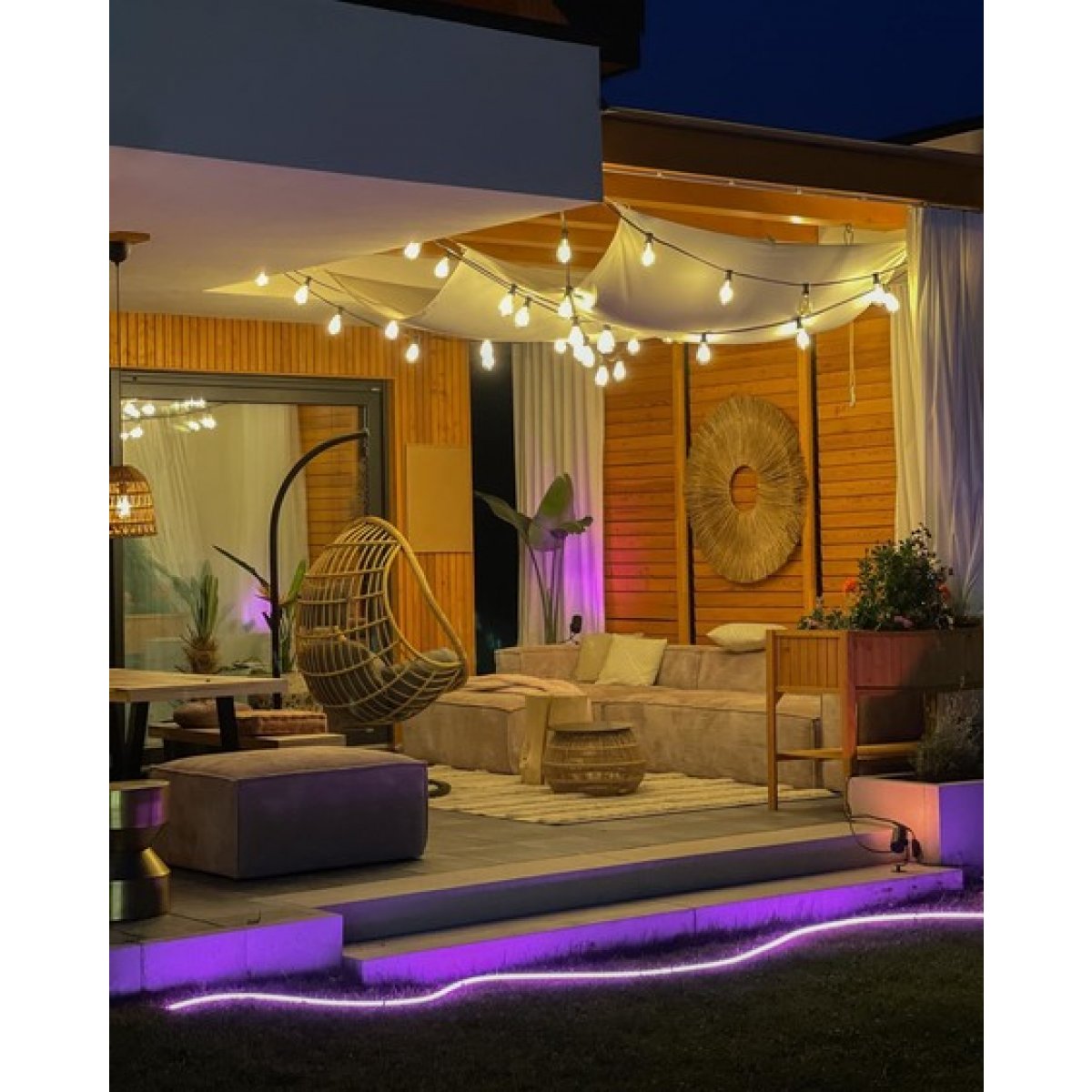 Philips Hue Udendørs LED lysstriber 2m Hvid og Farve Ambiance